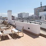La Caleta Qe Hotel