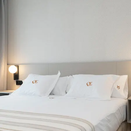 La Caleta Qe מלון