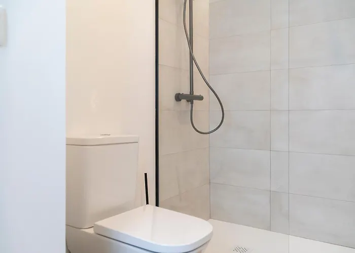 Hotell La Caleta Qe 3*