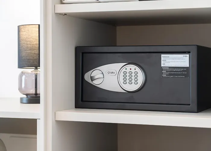 Hotell La Caleta Qe Cádiz